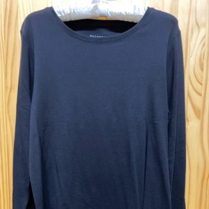 Navy long sleeved tee